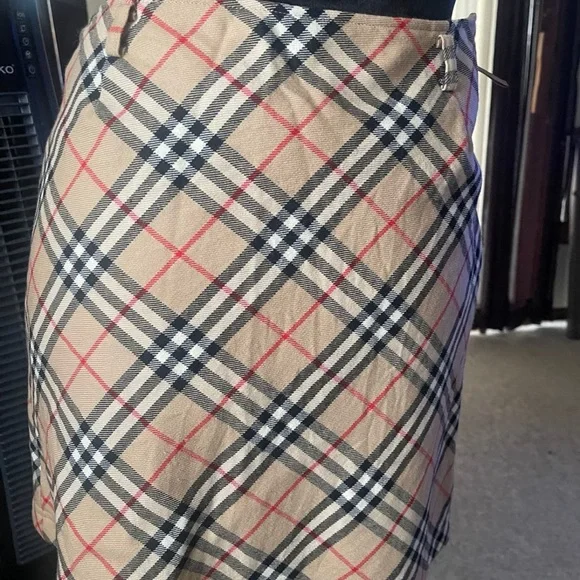 Burberry London Blue Label Skirt Size 36 Italian Size